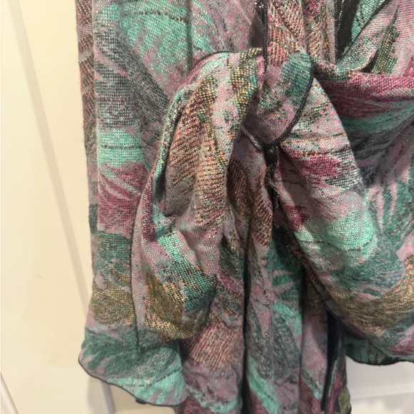 Cashmere Reversible Cape - Picture 9 of 11